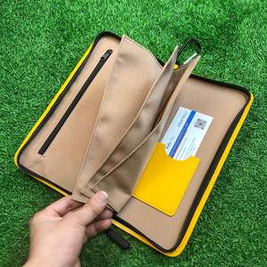 Crestgolf Nouveauté Étui <span class=keywords><strong>de</strong></span> rangement pour gants <span class=keywords><strong>de</strong></span> golf en cuir PU, personnalisable, avec poche zippée et crochet, idéal pour un cadeau - Product Image 6