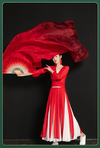 Ventaglio Pieghevole in Bambù da Donna per Danza del Ventre, 180 x 90 cm, Colorato, con Nastri Sintetici in Poliestere, Accessorio a 1 Mano - Product Image 5