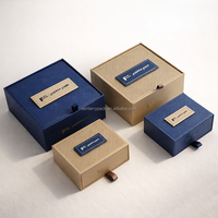 Caja de Cartón Personalizada con Cajón Deslizante Azul Oscuro, Ecológica y Reciclable, con Forro de Esponja y Relieve, para Muestra de Perfume Individual para Hombre