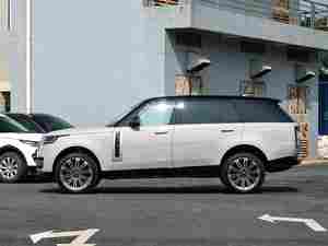 <span class=keywords><strong>Prix</strong></span> avantageux 2025 <span class=keywords><strong>Land</strong></span> <span class=keywords><strong>Rover</strong></span> Range <span class=keywords><strong>Rover</strong></span> neuve, essence + système <span class=keywords><strong>hybride</strong></span> léger 48V, véhicule en stock en Chine, 5 places pour adultes, conduite à gauche - Product Image 3