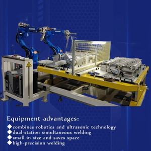 Nueva Máquina de Soldadura Ultrasónica Robótica de Doble Estación de 35KHz con Brazo Robótico Automático para Molduras de Plástico para Ruedas de Automóviles, Guardabarros Automotrices - Product Image 4