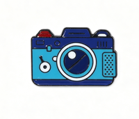 Pins de revers en émail en forme d'appareil photo de dessin animé en métal, accessoires cadeaux pour enfants, médailles commémoratives culturelles amusantes de la ville