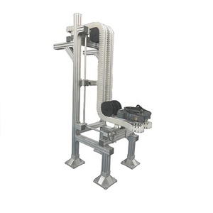 Bottiglia di serraggio verticale su misura dimensione del trasportatore che trasporta la macchina del caricatore a catena - Product Image 1