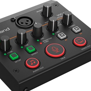 โซลูชันการสตรีมเสียงและวิดีโอ Roland UVC-02 พร้อมการ์ดจับภาพเสียงสำหรับการสตรีมสด - Product Image 3