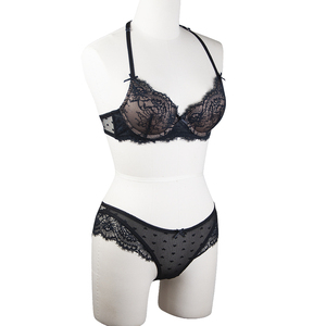 Elegante Set Reggiseno e Mutandine Bianco in Pizzo Ricamato Sexy con Ferretto Push-Up a Coppa Piena, <span class=keywords><strong>Lingerie</strong></span> Monouso - Product Image 4