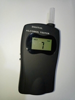 Testeur d'alcool numérique avec écran LCD à 4 chiffres Alcoomètre avec embouchures Alcootest