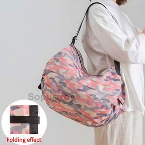 Sac de courses pliable personnalisé avec logo, sac de courses réutilisable pliable, sac de voyage en polyester imperméable, sac de voyage en toile - Product Image 4