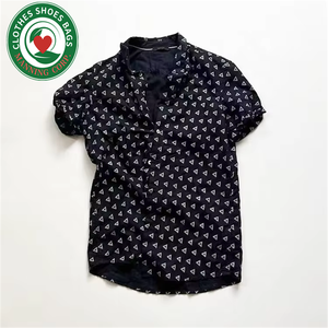 Coreia Japão Uk Atacado Branded Thrift Usado Fardos de Roupas de Luxo Usado Designer Vestuário <span class=keywords><strong>Bundle</strong></span> para Homens T-shirt em Massa - Product Image 3