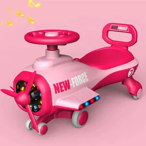 Mini coche de ruedas LED con luz y música para niños, juguete de coche giratorio 2 en 1, el mejor regalo del Día de los niños, 2022