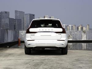2026 para Volvo <span class=keywords><strong>XC60</strong></span> B5 Midsize SUV 4WD Alta velocidad Nueva gasolina Venta caliente en stock - Product Image 5