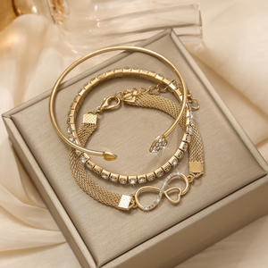 Conjuntos de Joyería de Moda, Conjunto de Pulseras en Tono Dorado con Diseño de Corazón Infinito de Cristal, para Mujer, para Fiestas - Product Image 4