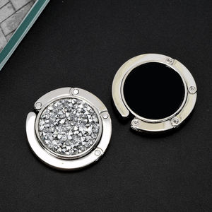 工厂多色钻石防滑折叠金属手提包挂钩标志可折叠钱包毕业纪念品餐桌衣架 - Product Image 4