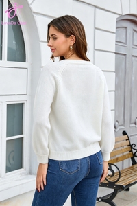 Suéter de Mujer Loveda al por Mayor, Personalizado con Logotipo Bordado, Color Sólido, Holgado, Manga Larga, Cuello en V, con Botones - Product Image 3