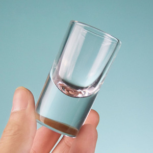 Verres à shot droits de 25 ml gravés et gravées au laser avec base lourde - Product Image 2