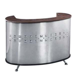 Comptoir de réception incurvé Dongpin Beauty 3317 en acier inoxydable et bois, pour usage professionnel - Product Image 2