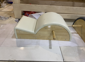 Correcteur <span class=keywords><strong>de</strong></span> <span class=keywords><strong>posture</strong></span> en bois <span class=keywords><strong>de</strong></span> chêne classique pour Pilates, équipement d'entraînement du dos pour <span class=keywords><strong>la</strong></span> maison, le studio et <span class=keywords><strong>la</strong></span> salle <span class=keywords><strong>de</strong></span> sport - Product Image 6