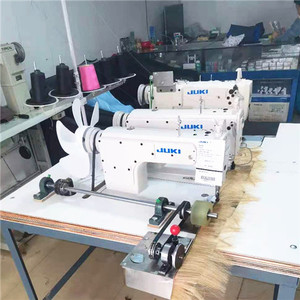 Machine à coudre à trois têtes de qualité supérieure - Product Image 2