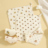 Serviette carrée pour bébé en gaze de coton 4 couches à haute absorption, motif dessin animé mignon, respirante, lingette, bavoir de dentition, cadeau de naissance