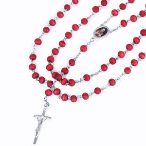 Chapelet catholique avec image du pape et croix perles en bois rouges chapelet de prière religieux parfait pour la prière de sacrement de baptême - Product Image 6