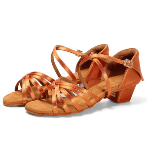 307 <span class=keywords><strong>Sandali</strong></span> Latini all'Ingrosso, Scarpe <span class=keywords><strong>da</strong></span> <span class=keywords><strong>Ballo</strong></span> per Donne, Salsa, Danza <span class=keywords><strong>da</strong></span> Sala, Bambine e Ragazze - Product Image 1