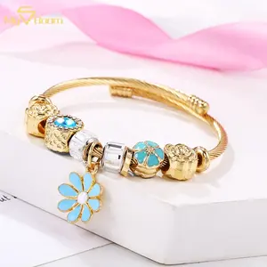 2023 New Costume Jewelry Stainless Steel Bracelet High Quality Gold Plated Romantic Sun Flower Charms Bracelet for Girl