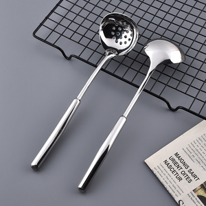 卸売ステンレス鋼304台所用品曲がった形スープ鍋スロット付きスープ鍋スプーン - Product Image 3