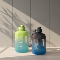 Meilleures ventes - Bouteilles d'eau de sport pour l'extérieur, 2 L (2000 ml), sans BPA, en plastique PETG recyclé
