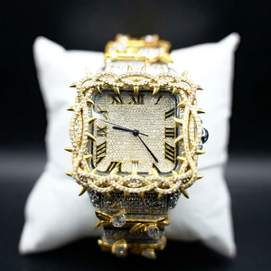 Reloj Analógico de Lujo Unisex de Acero Inoxidable con Cristal de Zafiro Cuadrado, Corona de Espinas, Diamantes Cultivados en Laboratorio VVS1 y Detalles en Oro - Product Image 1