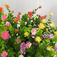 Fleurs artificielles de simulation Petite Marguerite pour décoration extérieure de patio et de cour, Eucalyptus à 7 branches en tissu de soie