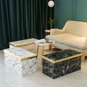 Reposapiés Otomano Suave con Espacio de Almacenamiento, Cubo Acolchado de PU para Libros, Revistas, Almohadas y Mantas - Product Image 2