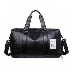Sac de voyage de sport en cuir imperméable de grande taille avec logo personnalisé, sac de week-end en PU - Product Image 2