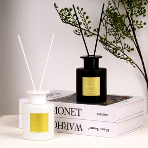 Mescente Nhà Nước Hoa Hộp Quà Tặng 150ml chai tròn sậy khuếch tán + 230g nến thơm sang trọng Bộ quà tặng - Product Image 5