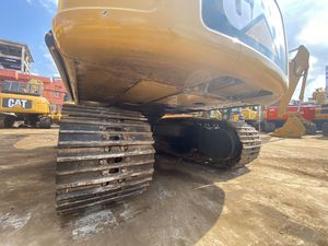 Excavadora Usada 320D de 20 Toneladas, Máquina de Orugas Caterpillar 320D2, Equipo Pesado Confiable con Motor Cummins y Capacidad de Cucharón de 1.7m - Product Image 3