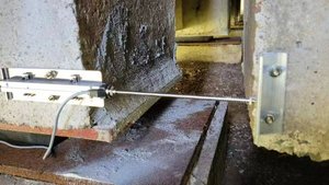 Ktr2 बॉल-असर गेज हेड रैखिक स्थिति सेंसर 0.1% ग्लास मशीन के लिए लिनेरिटी एल्यूमीनियम सामग्री - Product Image 5