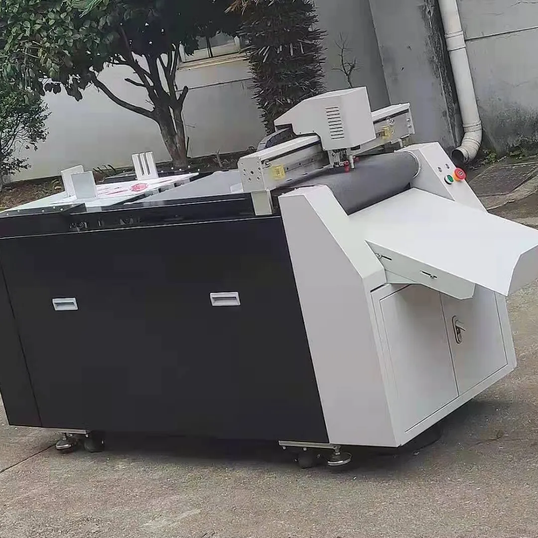 Plotter da taglio digitale in cartone pieghevole con adesivo grafico per pubblicità automatica di contorni King Rabbit