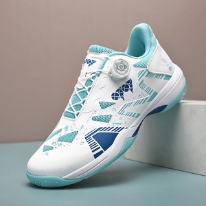 รองเท้าแบดมินตันแบบ unisex น้ำหนักเบา พร้อมพื้นรองรับแรงกระแทก  วัสดุตาข่ายด้านบนและพื้นรองเท้าด้านนอกทำจากยาง - Product Image 1