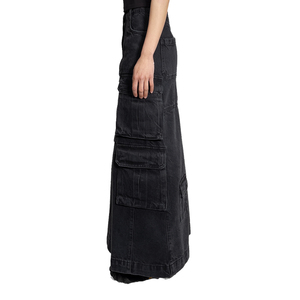 Y2K Revival Custom <span class=keywords><strong>Falda</strong></span> de mezclilla <span class=keywords><strong>negra</strong></span> extra larga para mujer-Estilo punk grunge con detalles desgastados y bolsillos utilitarios - Product Image 2