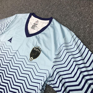 Polyester de maillot de football à séchage rapide personnalisé de qualité supérieure avec conception d'impression par sublimation vêtements de football de qualité supérieure - Product Image 3