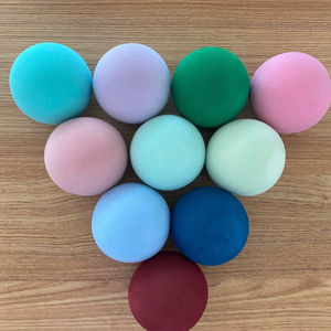 Expédition immédiate : balles en mousse PU colorées de 45 mm, balles en éponge douces pour tours de magie, accessoires et jouets pour enfants, logo personnalisé en stock - Product Image 2