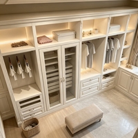 Armoire de chambre à coucher en chêne, design minimaliste et luxueux, avec portes coulissantes en verre, mobilier de chambre moderne, accessoires de placard