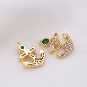 Латунь 14k позолоченное модное ожерелье кулон Лодка Якорь зеленый циркон ювелирные изделия подвески - Product Image 4