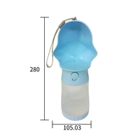 Nouveaux accessoires pour chiens 2026, bouteille d'eau portable pour chien, accessoires pour animaux de compagnie en plein air, fontaine à eau pour chat pour la marche en plein air, la randonnée et les voyages