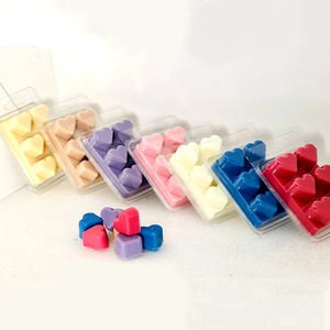 Bougeoir personnalisé Bon marché <span class=keywords><strong>cire</strong></span> <span class=keywords><strong>de</strong></span> <span class=keywords><strong>soja</strong></span> parfumée en forme <span class=keywords><strong>de</strong></span> cœur <span class=keywords><strong>de</strong></span> couleur différente fond - Product Image 1