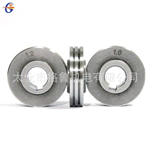 ลูกกลิ้งป้อนลวดกรัมมาเนียม เหล็กขนาด 0.6-1.6 มม. สำหรับเครื่องเชื่อมโอทีซี - Product Image 3