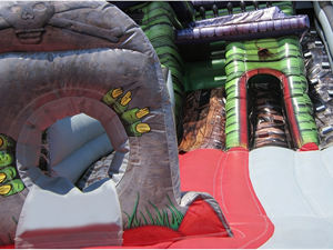Casa Inflable de Terror para Halloween, Diseño de Mansión Espeluznante, Tobogán Grande, Material de PVC Ecológico, Capacidad para 12 Personas, para Exteriores - Product Image 6