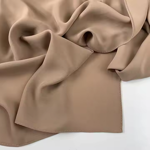 NUEVO Proveedor personalizado Islam Malasia Coreano Gasa Hijab Bufanda Chales Musulmán Premium Grueso Gasa Bufanda <span class=keywords><strong>Medina</strong></span> Seda Hijab - Product Image 4