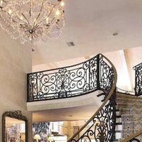 Maßgefertigte Treppengeländer aus Gusseisen, Handlauf für Außenbereich, Schmiedeeisen-Treppenbalustrade-Design für Apartments, Innenhöfe und Villen