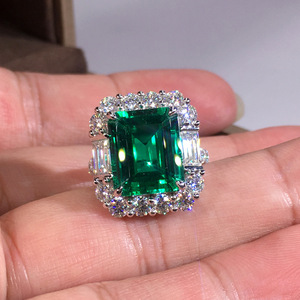 Anello dal design geometrico Anello da dito in stile elegante per donna - Product Image 2