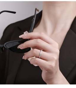 แหวนเงินแท้ S925 ประดับโมอิสซาไนต์ แหวนแต่งงาน - Product Image 2