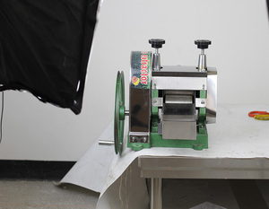 Hot Selling Manual Sugarcane Juicer Machine Mini Sugarcane <strong>Juice</strong> <strong>Extractor</strong> - Product Image 4